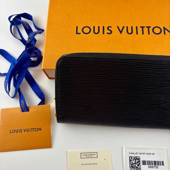 Louis Vuitton Zippy Wallet Black Epi Leather Authentic Full Set Box Dust Bag Tag - Picture 2 of 13